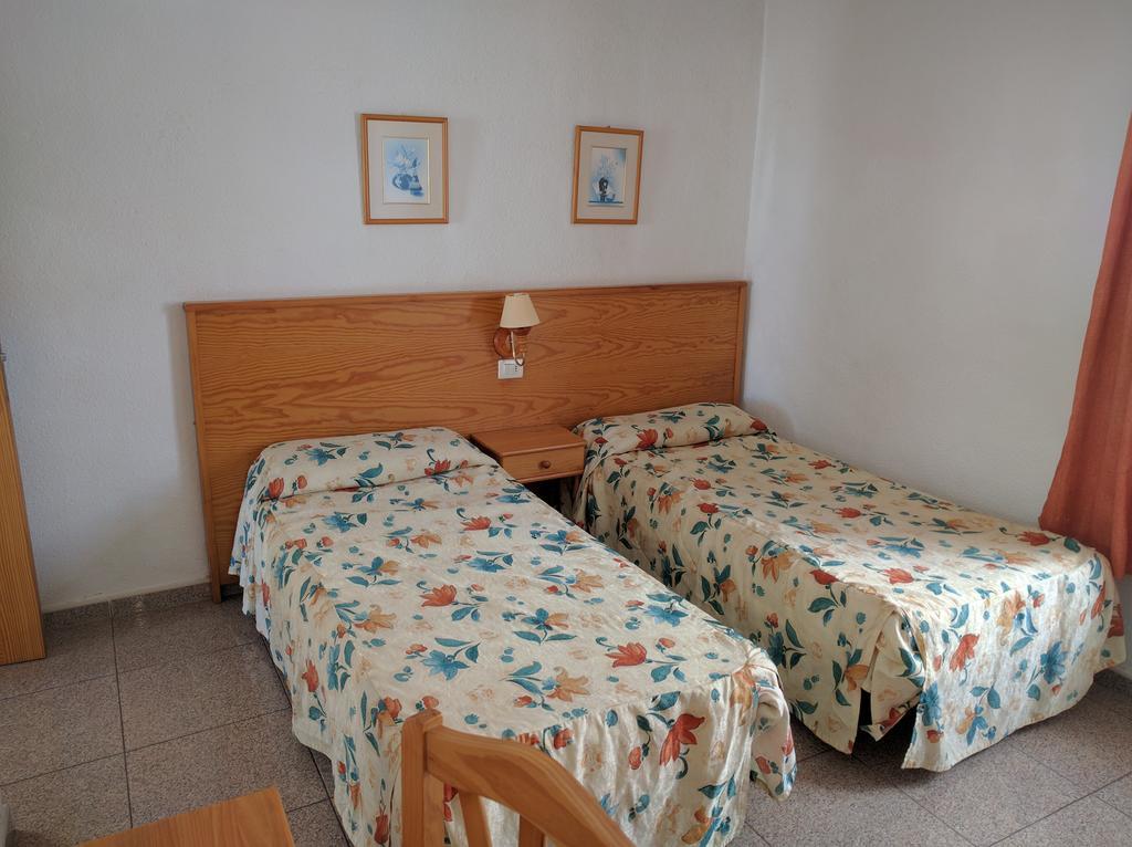 Apartamentos Las Floritas Плая де лас Америкас Екстериор снимка