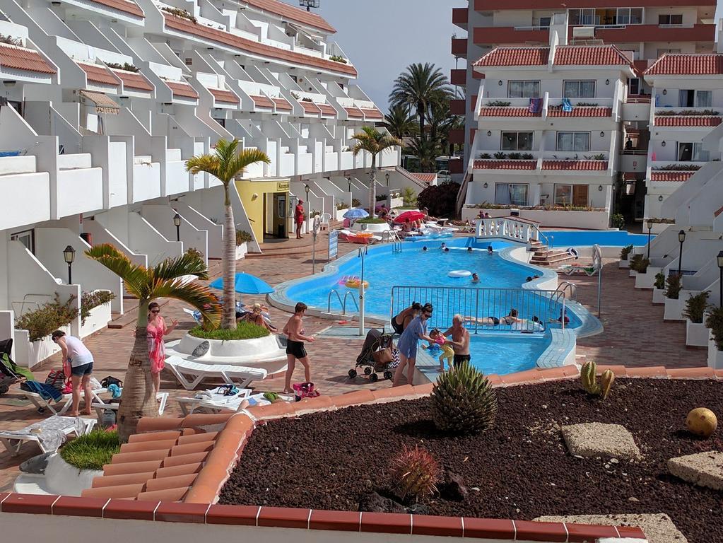 Apartamentos Las Floritas Плая де лас Америкас Екстериор снимка